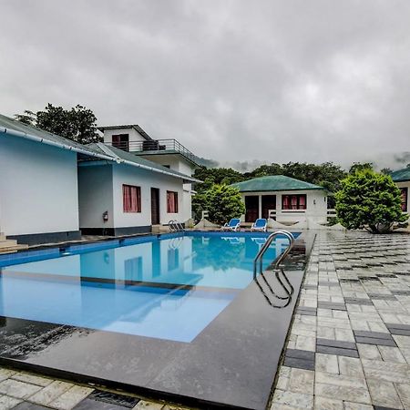 Treebo Trend Misty Garden Resorts With Mountain View Munnar Exterior foto